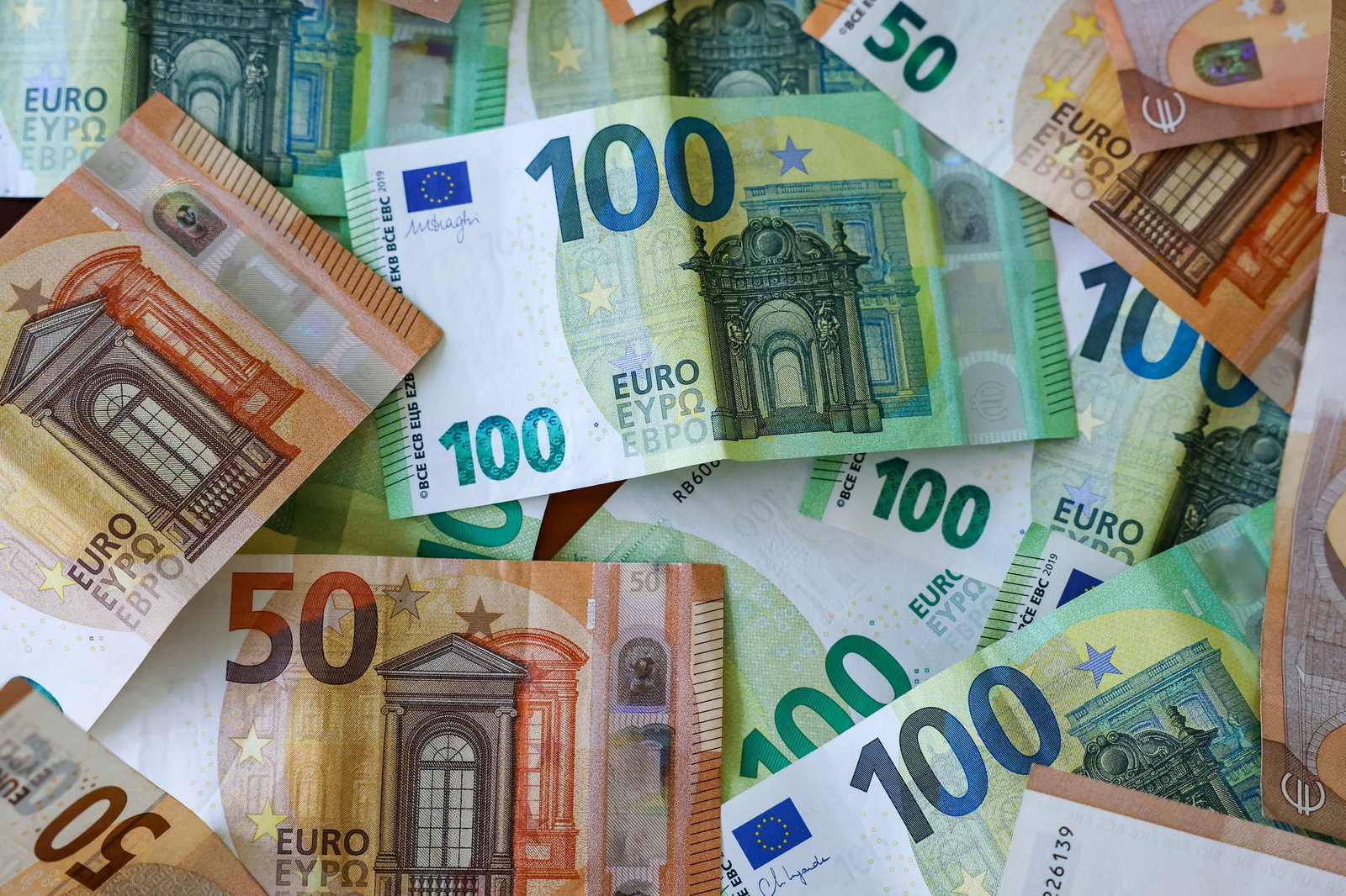 Soziales und Personal, das sind die größten Ausgabenblöcke der Kommunen. (Symbolfoto)