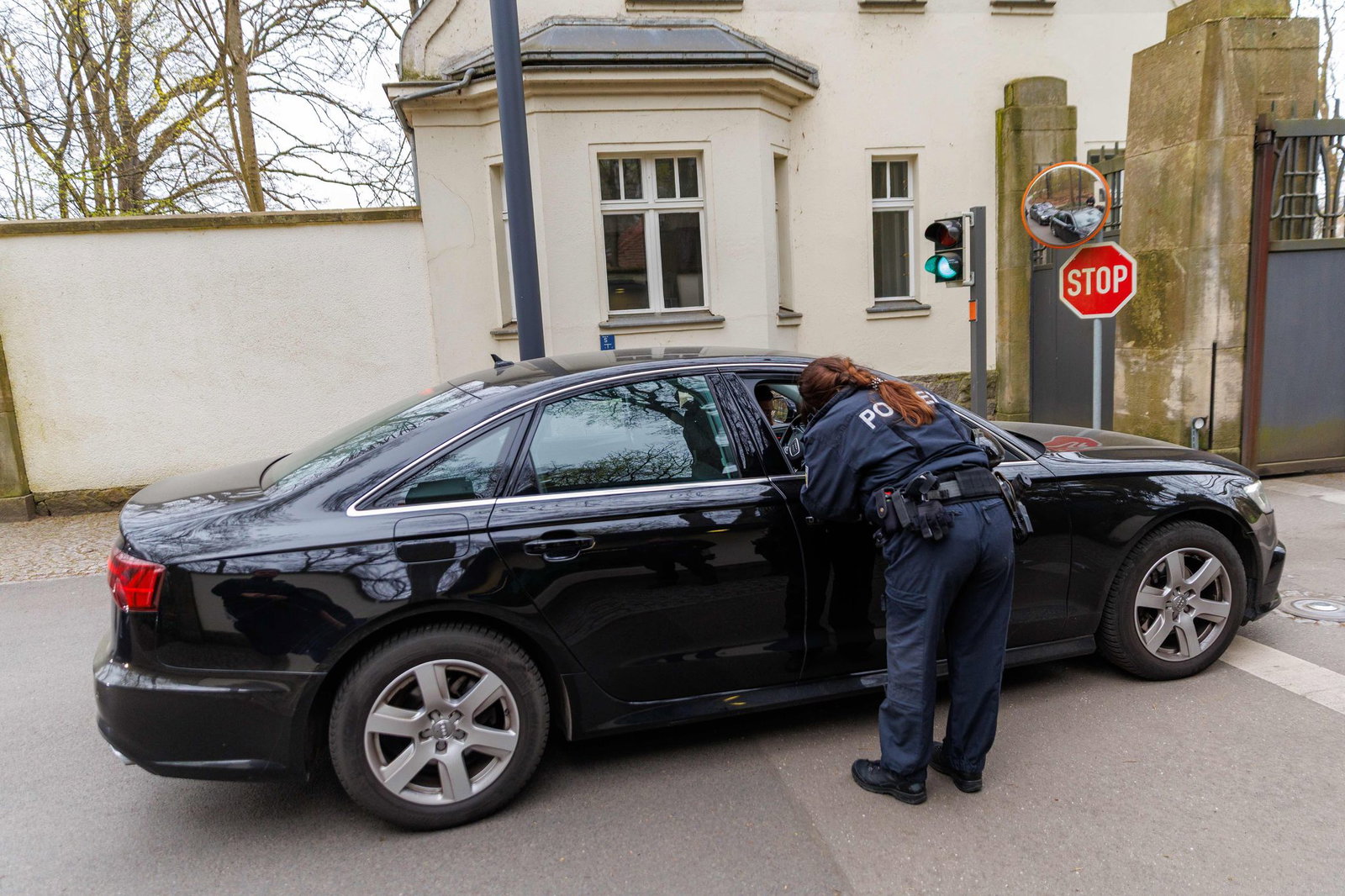 Vorfahrt an der Villa Borsig: Die Koalition berät in Berlin über Maßnahmen gegen die gestiegenen Energiepreise und über die anstehenden Reformen.