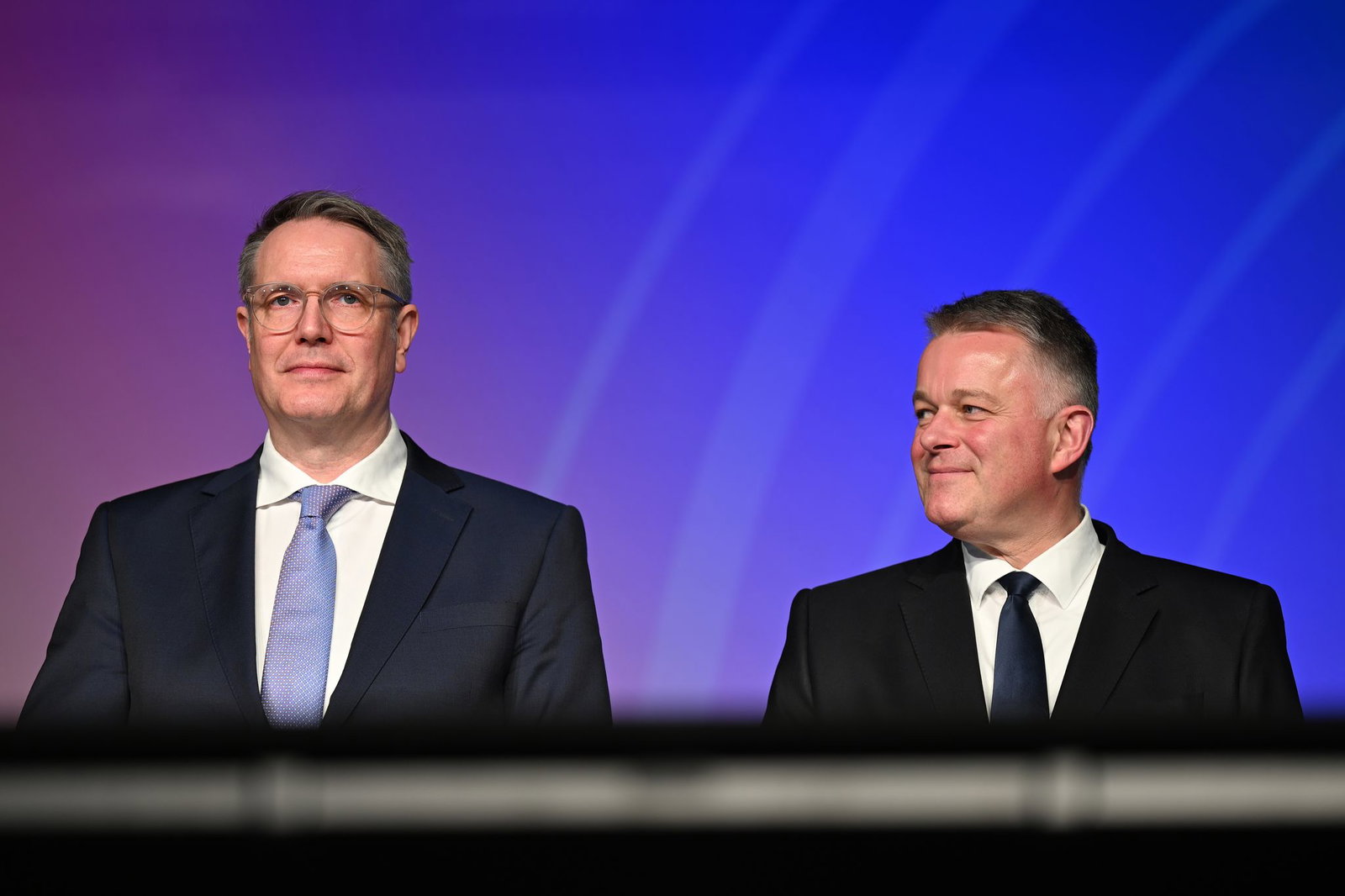 Verhandlungsführer Alexander Schweitzer für die SPD und Gordon Schnieder für die CDU wollen am Mittwoch über das Ergebnis der Sondierungen informieren. (Archivbild)