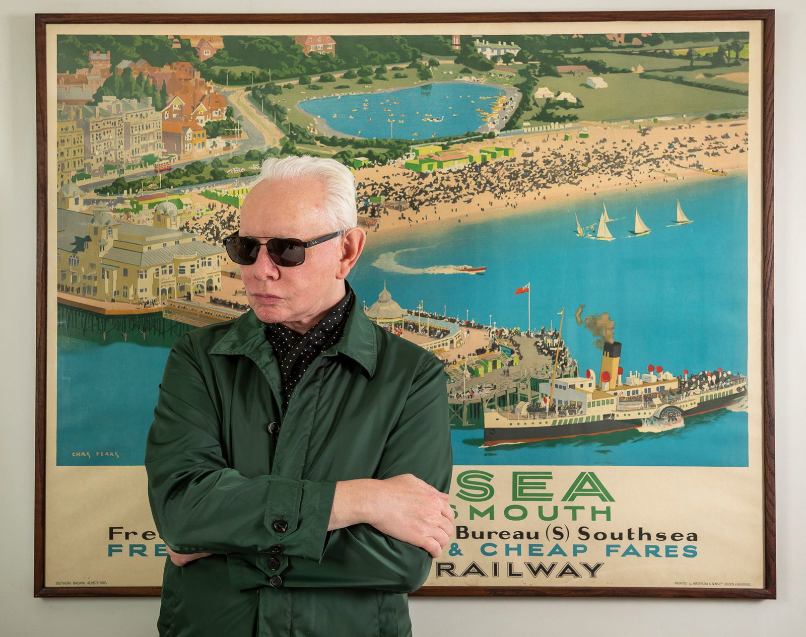 Auf "Hope And Fury" singt Joe Jackson, der in Portsmouth aufwuchs, über englische Küstenstädte.