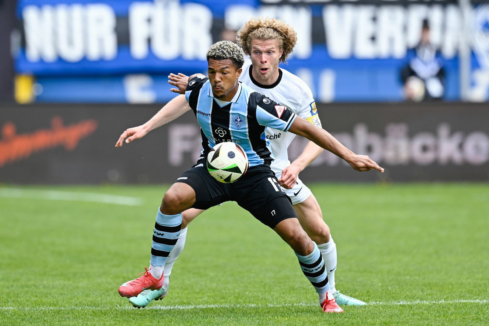 Doppeltorschütze für den Waldhof: Samuel Abifade (Archivbild)