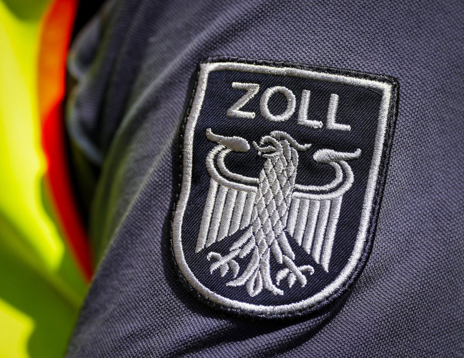 Zollfahnder haben im Kreis Ludwigsburg Waffen und Marihuana gefunden. (Symbolbild)