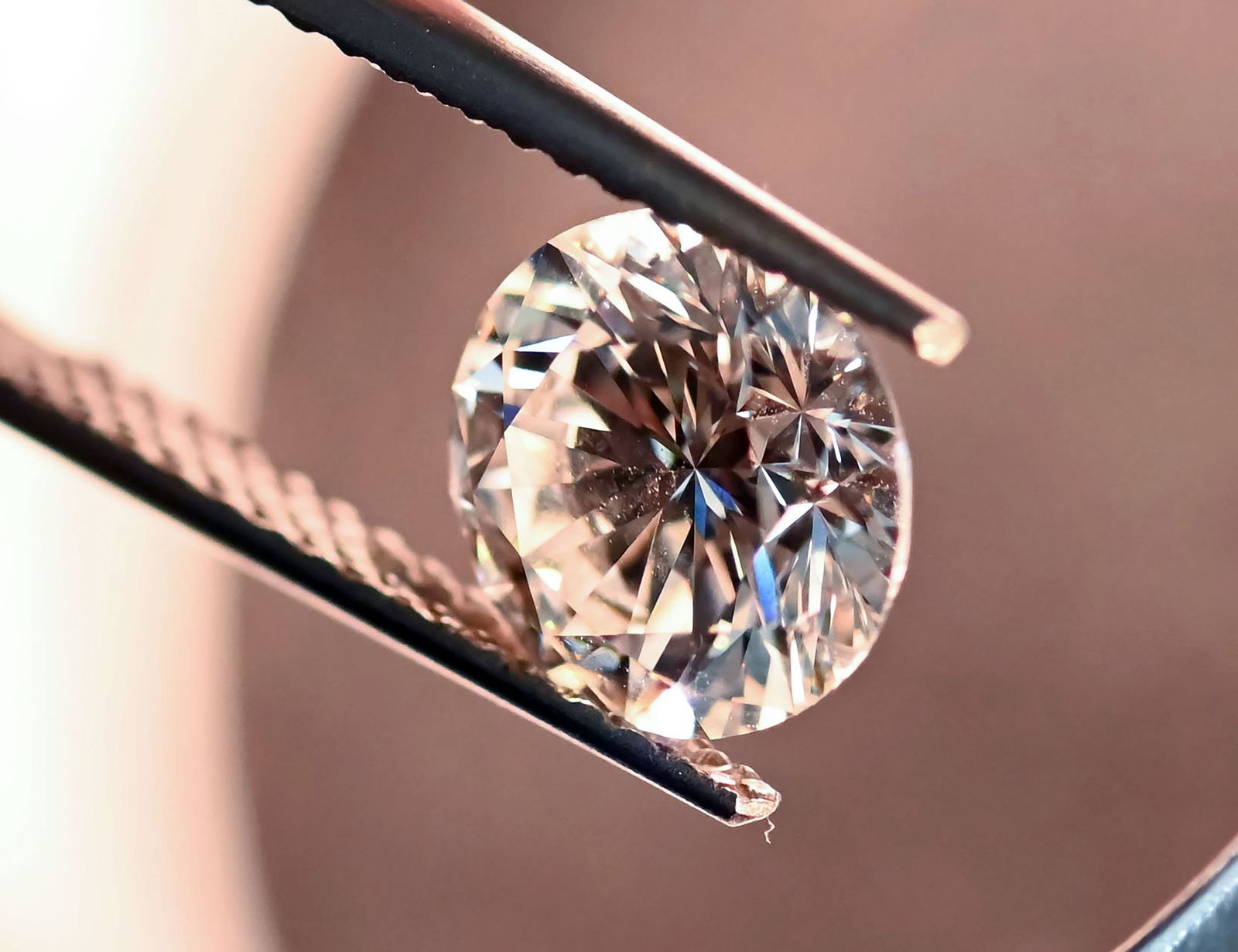 Die Edelsteinbearbeitung in der Region Obere Nahe mit dem Zentrum Idar-Oberstein soll in das «Bundesweite Verzeichnis des Immateriellen Kulturerbes» aufgenommen werden. 