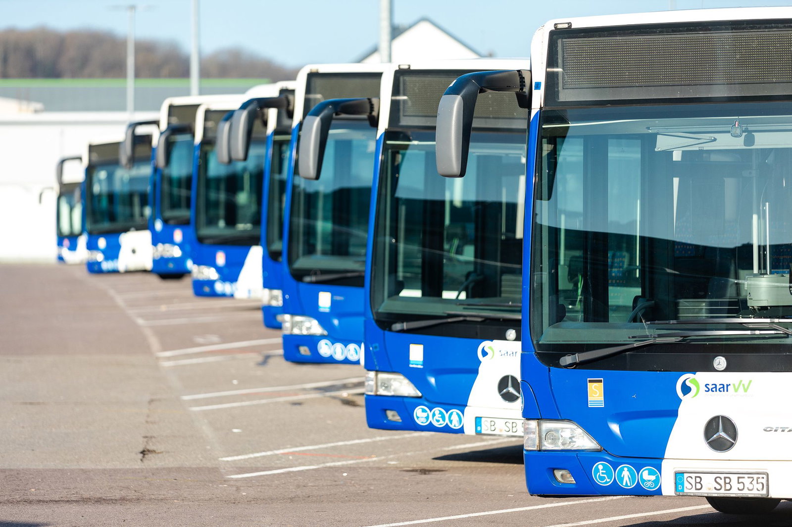 Im Tarifkonflikt öffentlicher Nahverkehr hat es im Saarland einen Durchbruch gegeben (Archivbild)