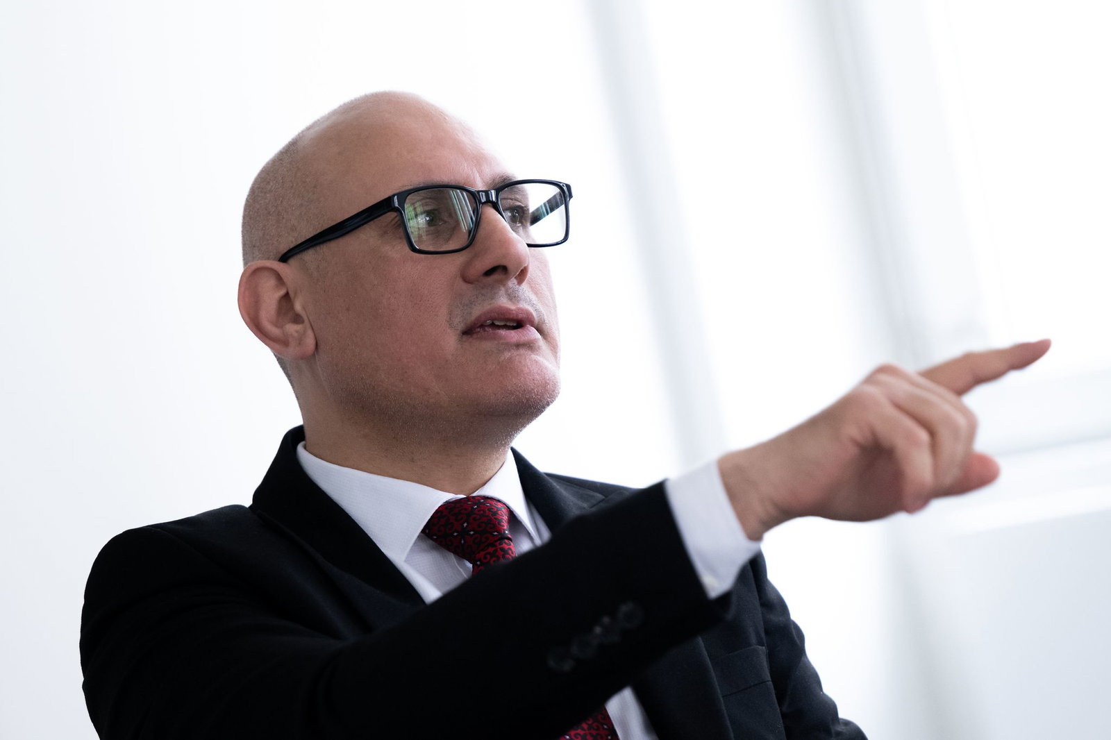 Der DB-Konzernbevollmächtigte Ismail Ertug ist seit Januar im Amt.