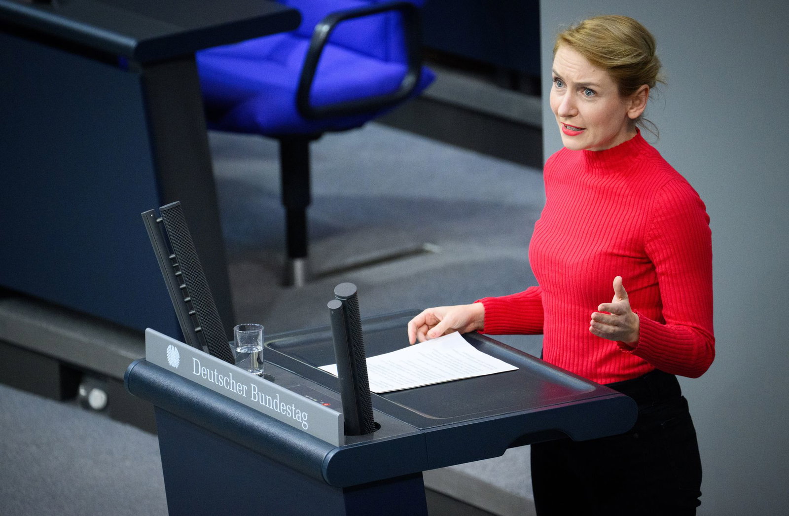 Ines Schwerdtner fordert eine klare Abgrenzung gegen die Politik von Donald Trump. (Archivbild)