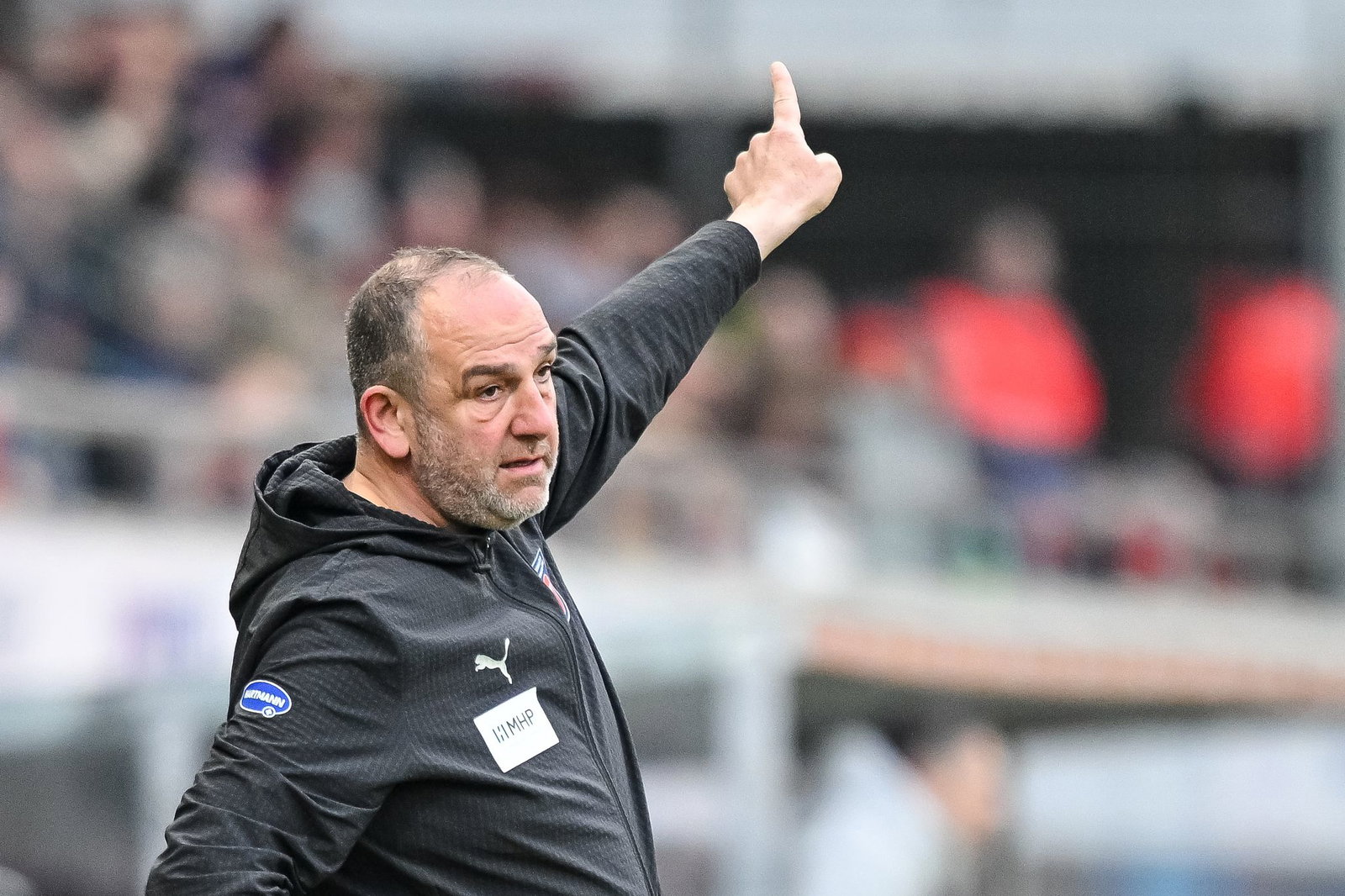 Kann er seinen 1. FC Heidenheim endlich  mal wieder zum Sieg führen? Trainer Frank Schmidt. (Archivbild)