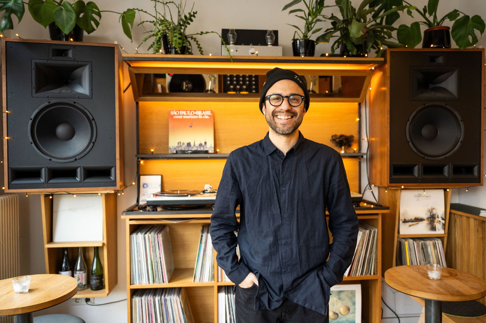 Kevin Rodriguez, Betreiber der Listening Bar Unkompress.