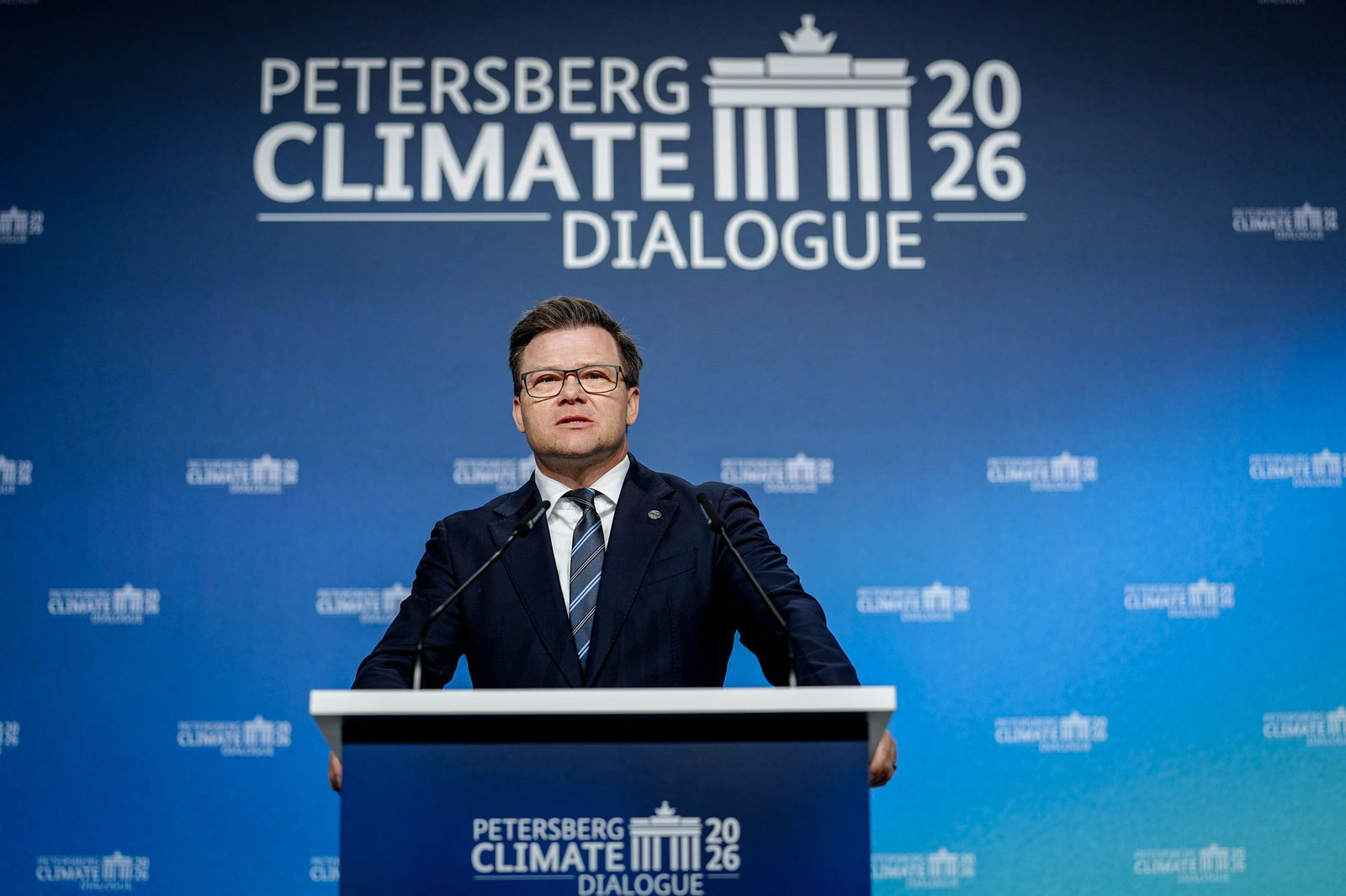 Der Bundesumweltminister setzt auf erneuerbare Energien.