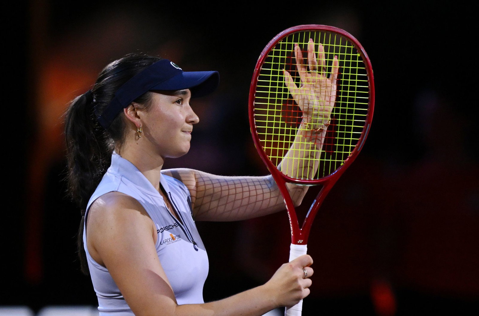 Im ersten Match in Stuttgart gelang Lys ihr erster Sieg seit drei Monaten.