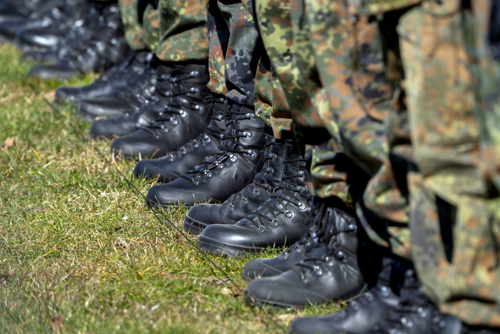 Noch bis Donnerstag trainieren rund 850 Soldatinnen und Soldaten bei einer Großübung der Bundeswehr in Baden-Württemberg und Rheinland-Pfalz. (Symbolbild)