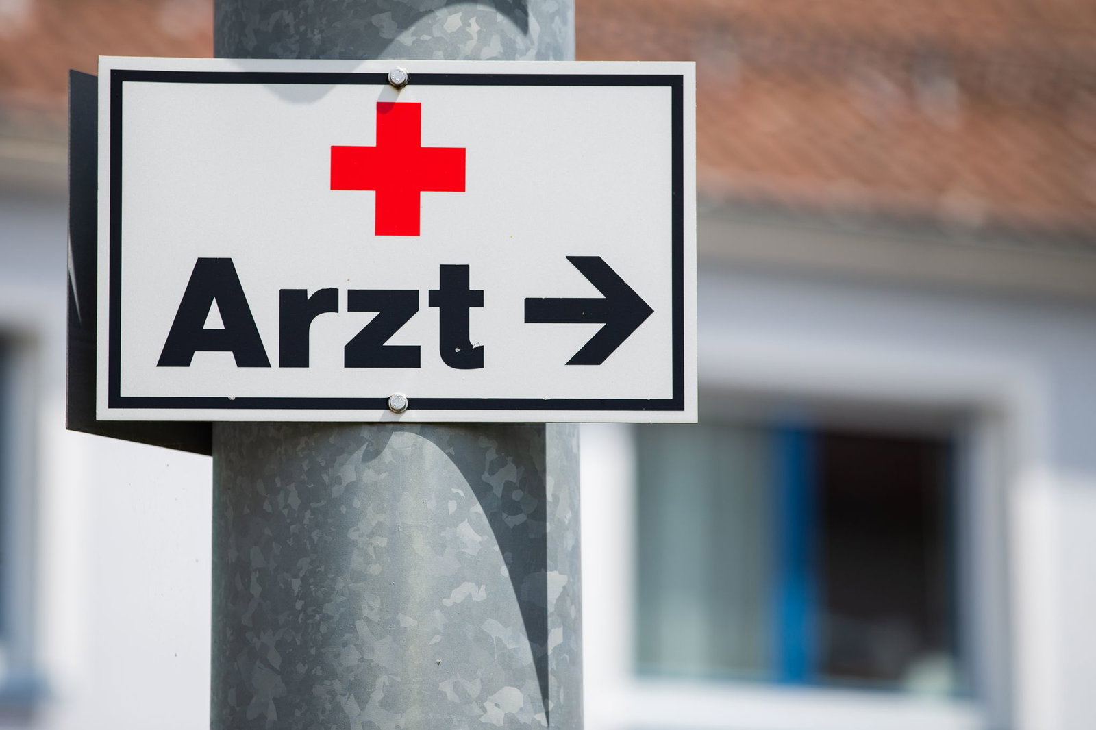 Im Saarland gibt es jetzt mehr Medizinstudienplätze über die sogenannte Landarztquote (Symbolbild)