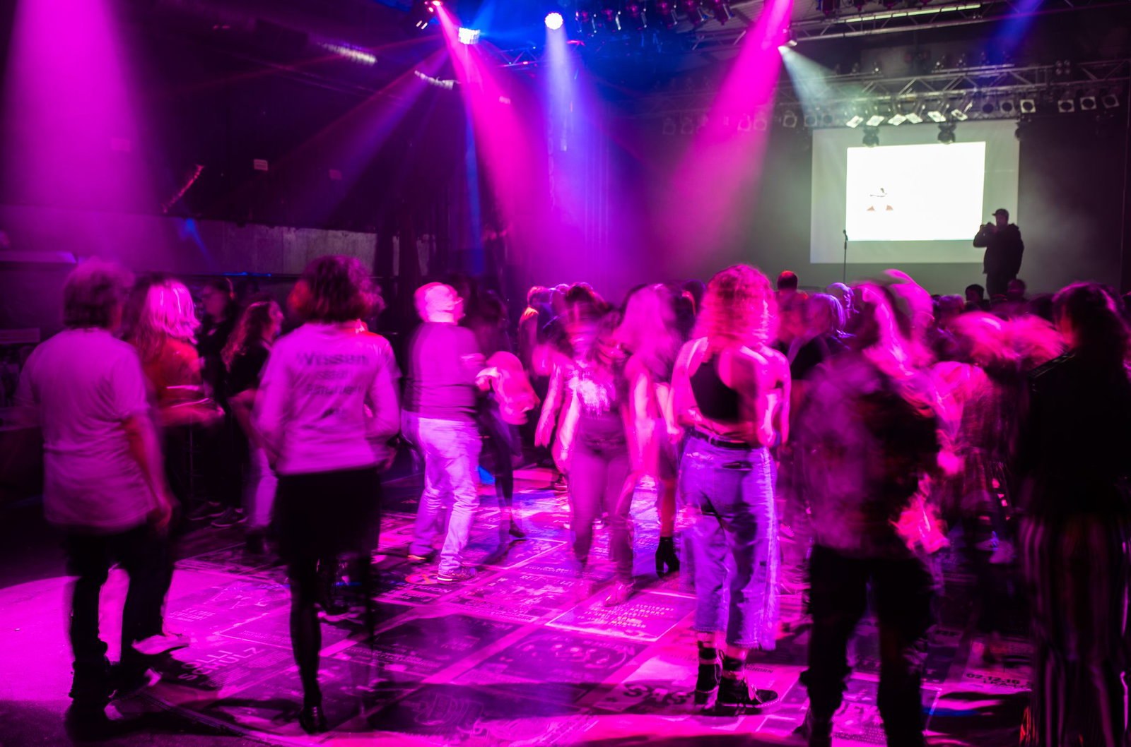 Am Karfreitag gilt im Südwesten den ganzen Tag ein Tanzverbot. Es ist nicht die einzige Regel über das verlängerte Wochenende. (Symbolfoto) 