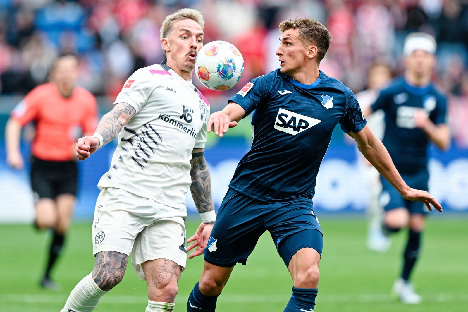 Von Hoffenheim und Grisch Prömel nicht zu stoppen: der Mainzer Doppeltorschütze Phillip Tietz (l.). 