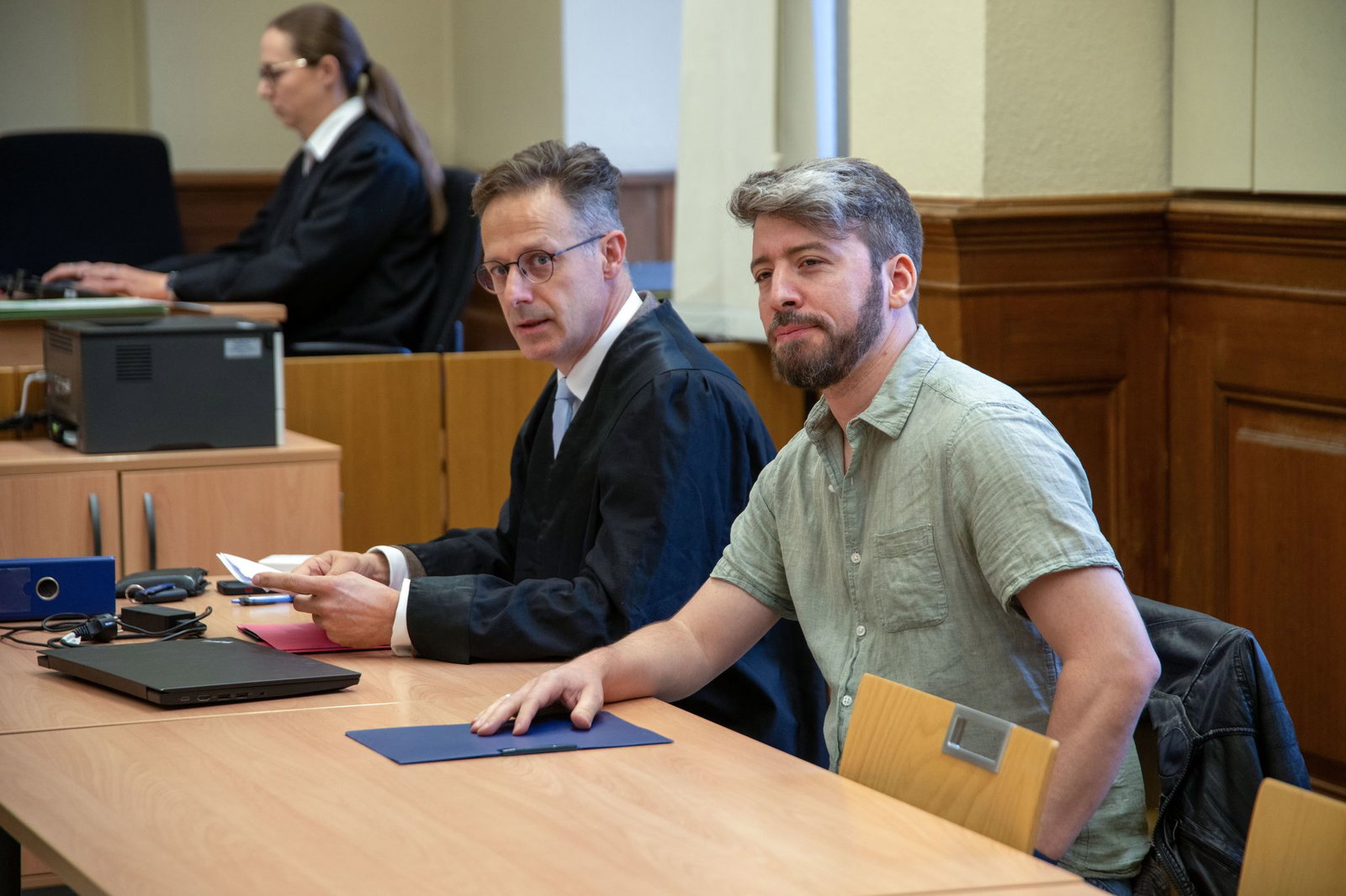 Der 38-Jährige sagte, er habe mit seinem friedlichen Protest ein Zeichen gegen den gesetzlich beschlossenen Atomausstieg setzen wollen. (Archivbild)