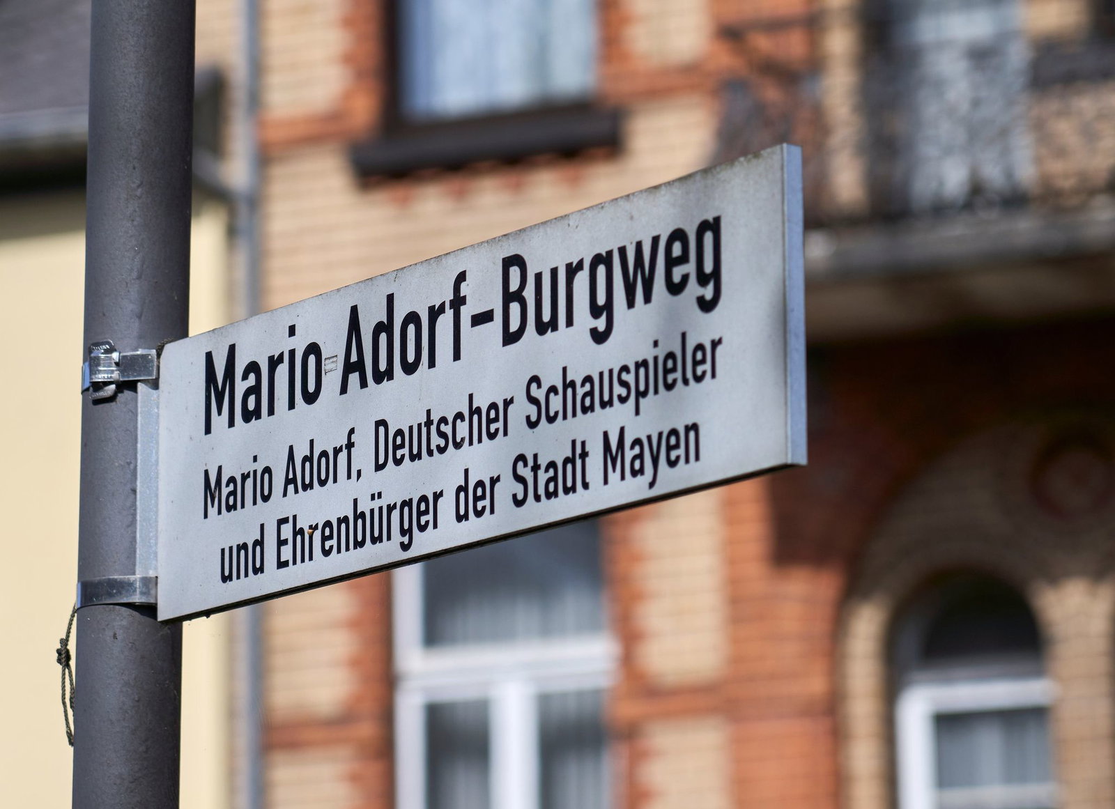 Mario Adorf wird als der bekannteste «Mayener Jung» bezeichnet