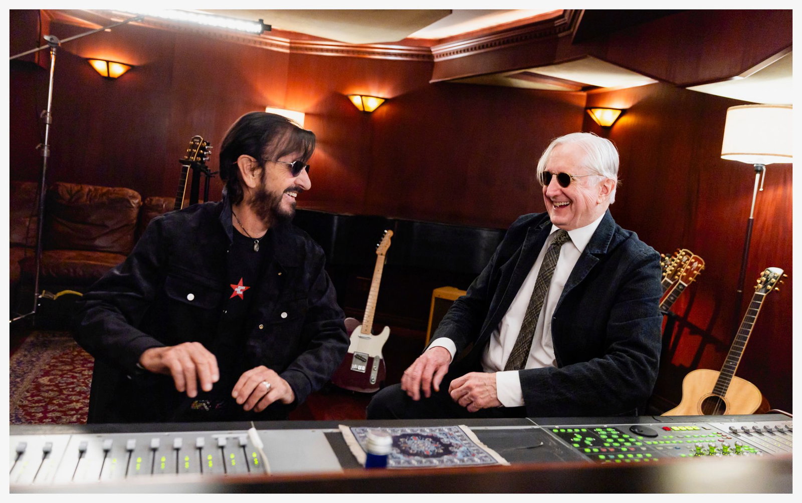 Die Arbeit an «Look Up» mit T Bone Burnett machte dem Ex-Beatle Ringo Starr (links) so viel Spaß, dass er jetzt nachlegt.