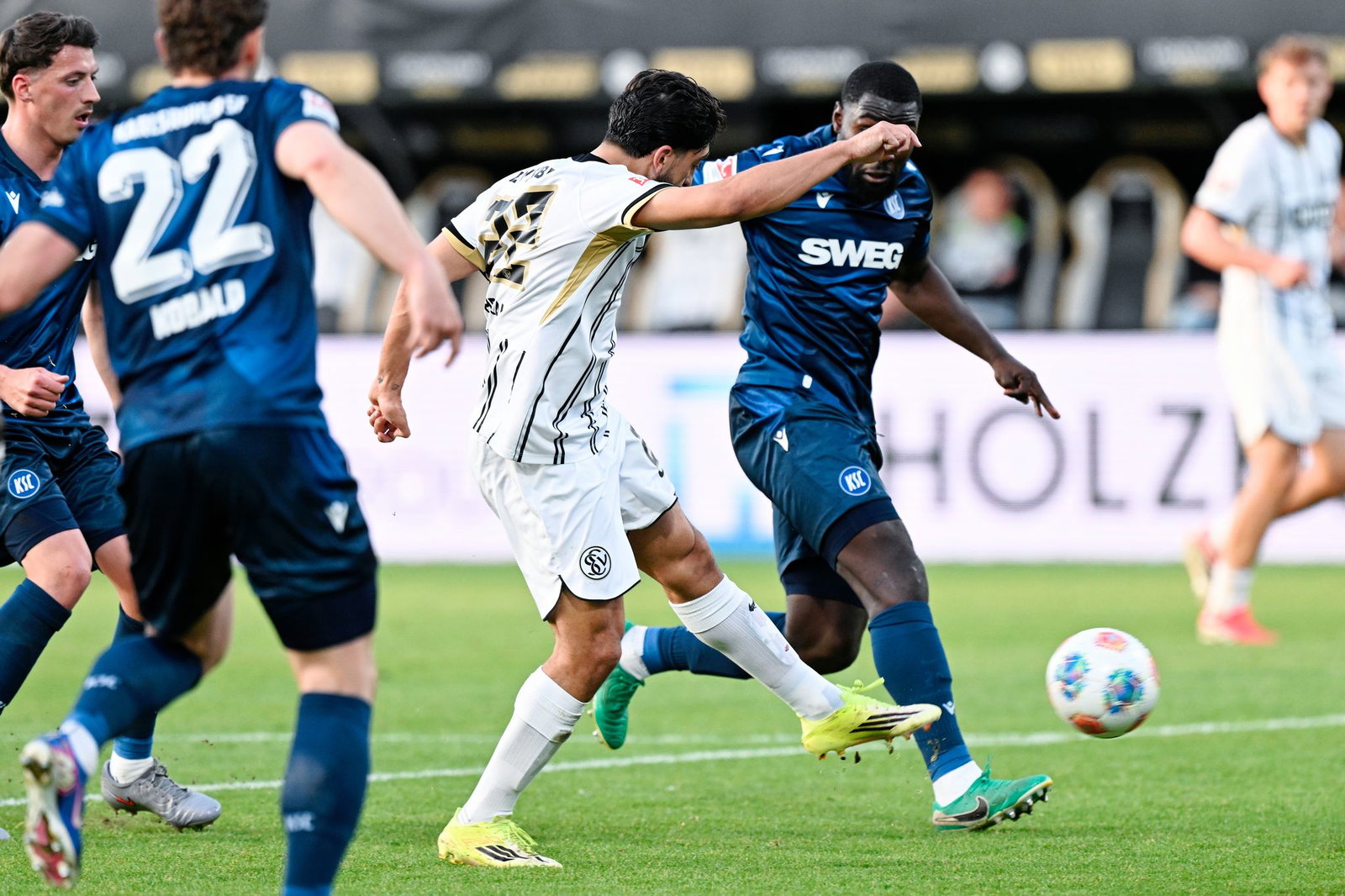 Traf doppelt: Immanuël Pherai.