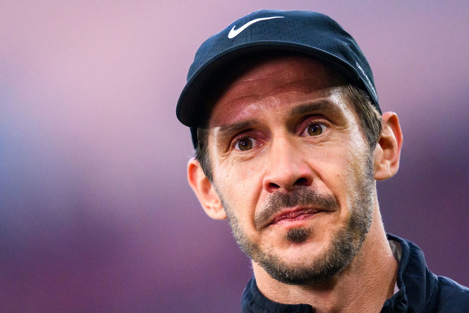 Freut sich auf die besondere Kulisse: SC-Trainer Julian Schuster. (Archvibild)