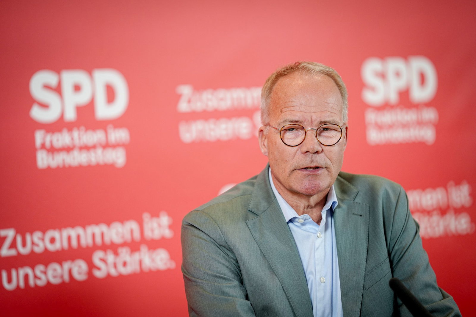 Der SPD-Fraktionschef berichtet von sehr konstruktiven Gesprächen. 
