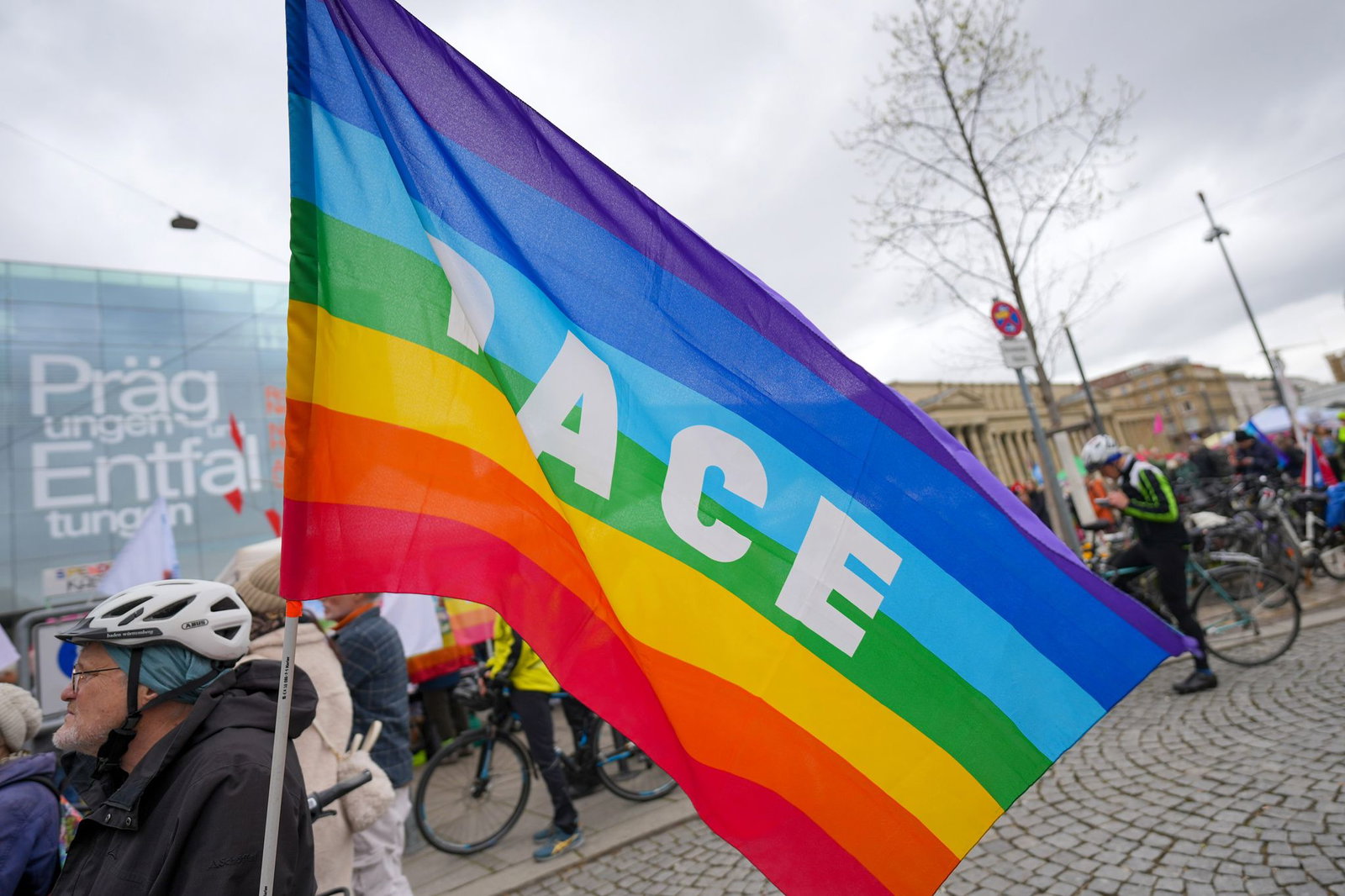 Insgesamt gab es in mehr als 100 Orten bundesweit Demonstrationen.  