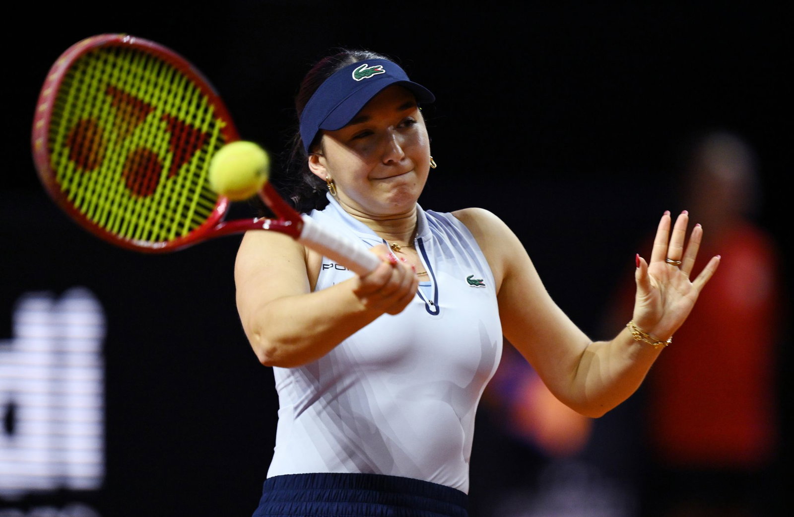 Chancenlos gegen die Ukrainerin Jelina Switolina: Auch Eva Lys verabschiedete sich im Achtelfinale.