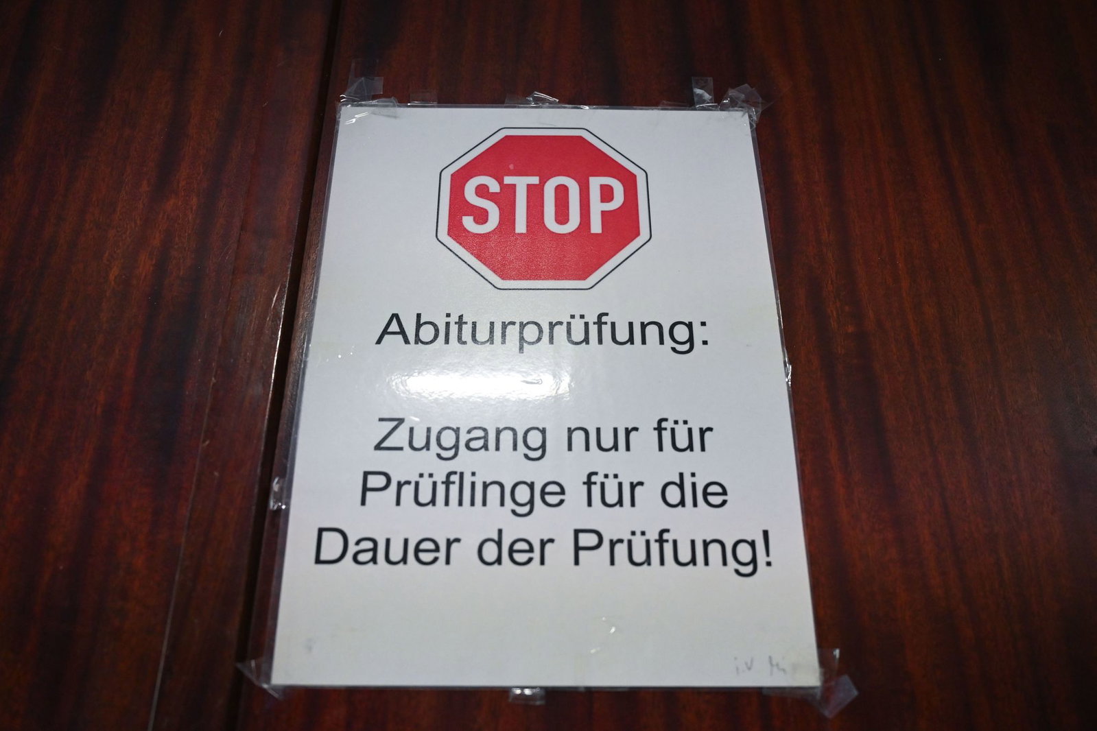 Die Abiturprüfungen beginnen dieses Jahr mit dem Fach Latein. 