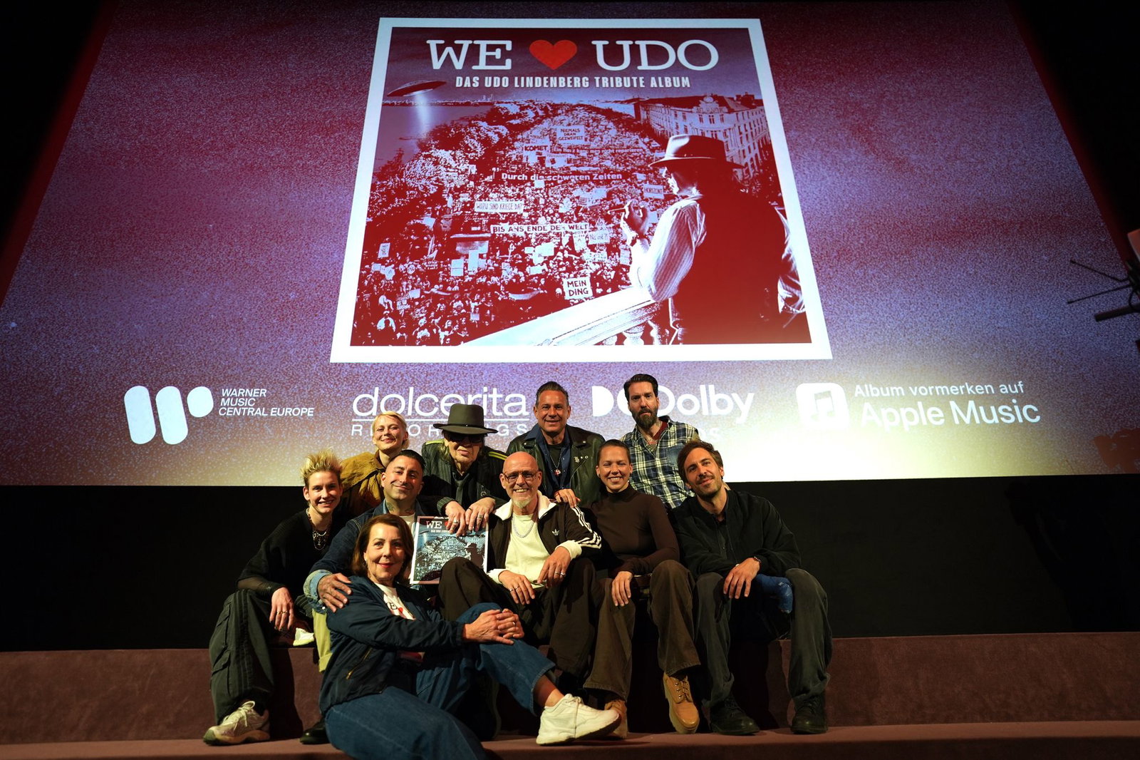 24 Künstlerinnen und Künstler, 20 Lieder von Udo: Das ist die Mischung des Albums «We love Udo».