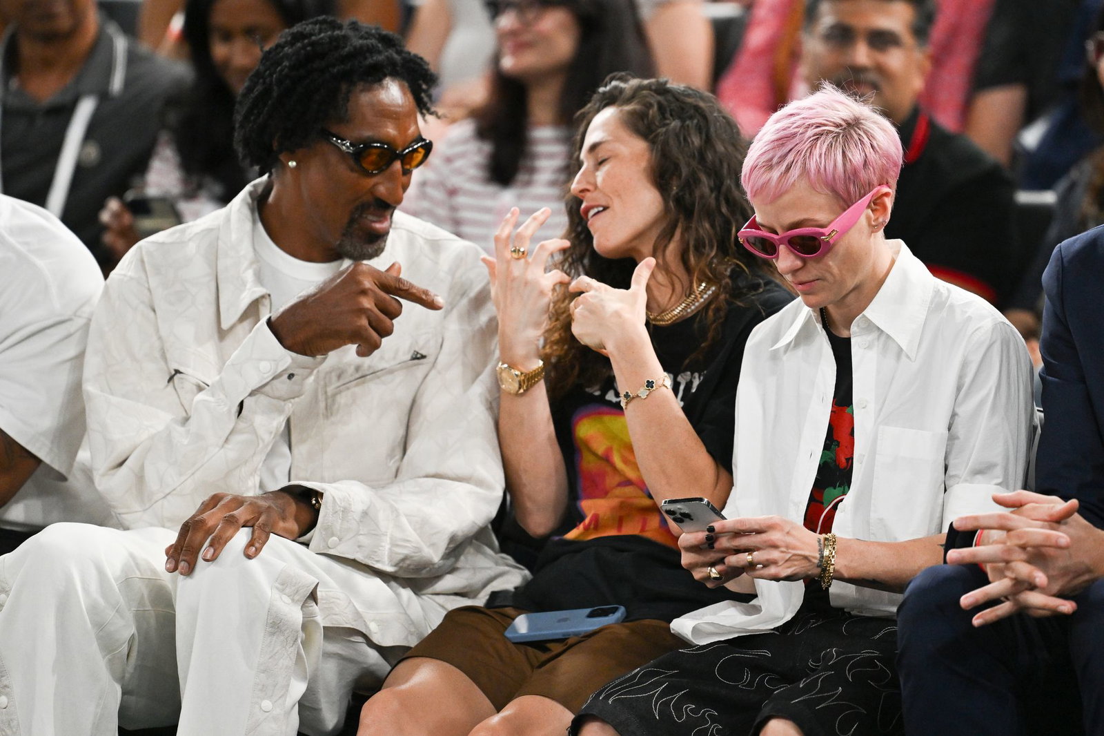 Sue Bird (M) und Megan Rapinoe (r) beenden nach zehn Jahren ihre Beziehung. (Archivbild)