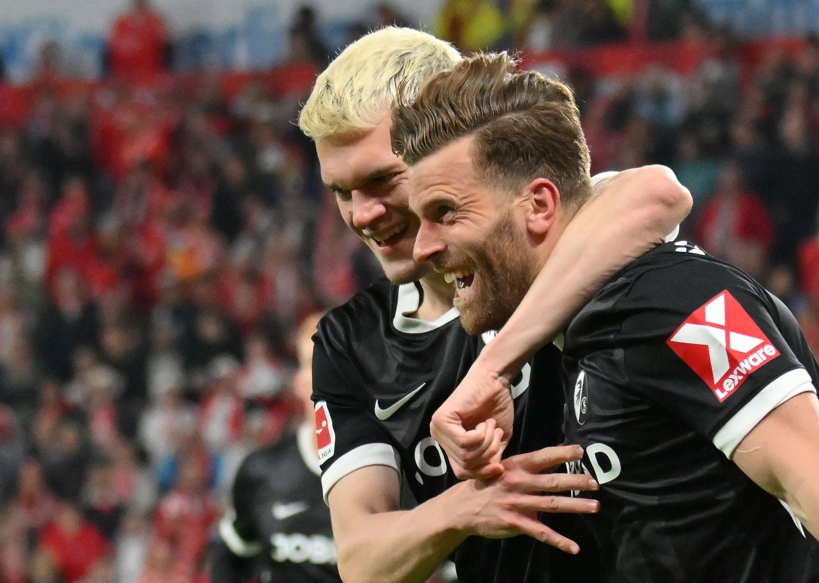 Auch in der Offensive auffällig: Matthias Ginter (l). (Archivbild)