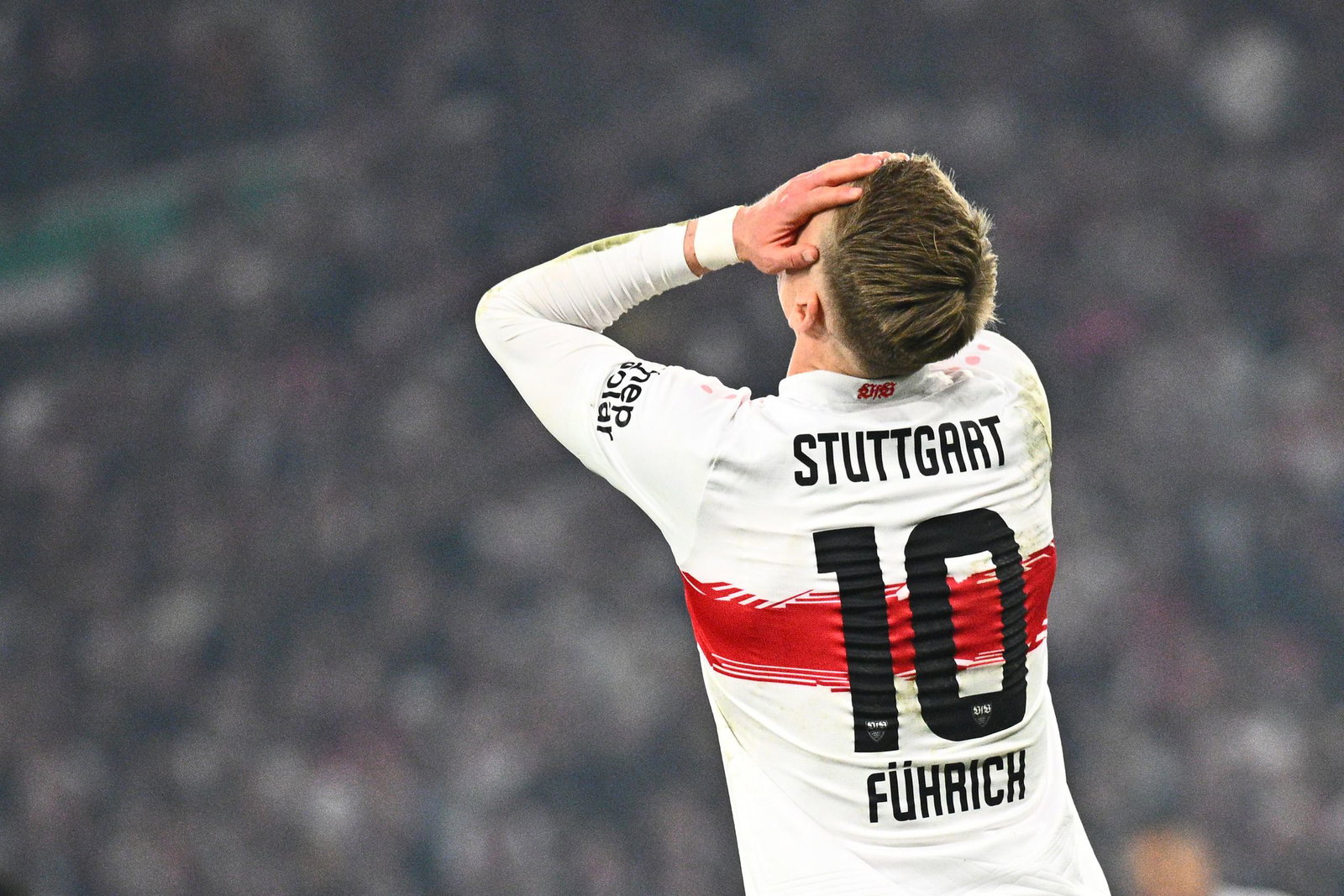 Oh nein! Der formstarke Flügelstürmer Chris Führich wurde wie VfB-Kollege Maximlian Mittelstädt zum «Härtefall» bei der WM-Nominierung. (Archvivbild)