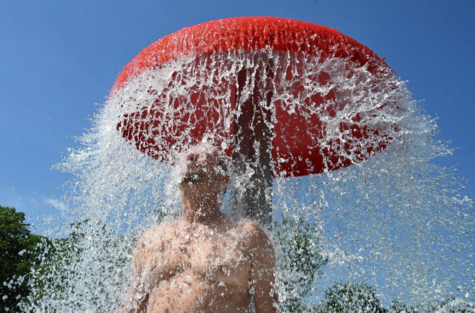 Das Freibad-Wetter in Baden-Württemberg hält an. 