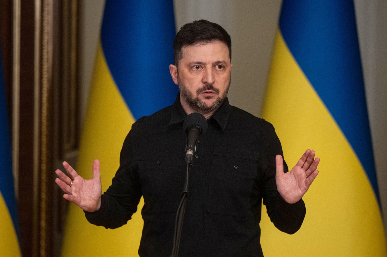 Der ukrainische Präsident Selenskyj will am Donnerstag eine Entscheidung zu möglichen weiteren Schritten treffen. 