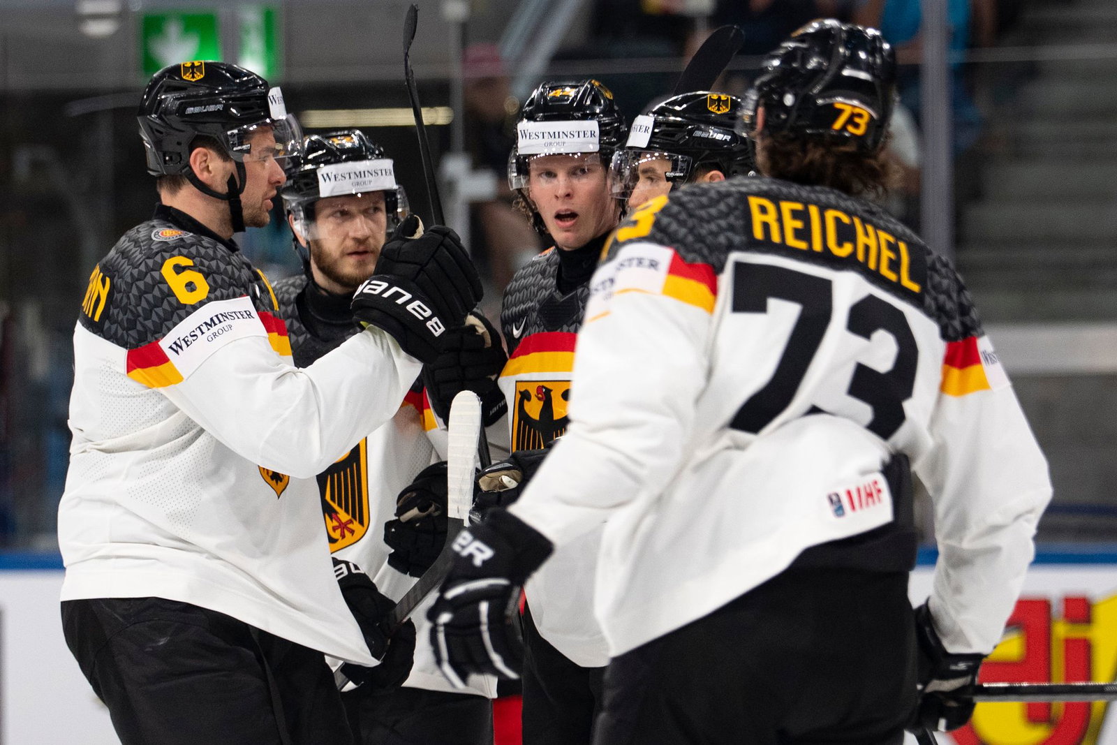 Die Eishockey-Nationalmannschaft freut sich über den zweiten Erfolg bei der Eishockey-WM.