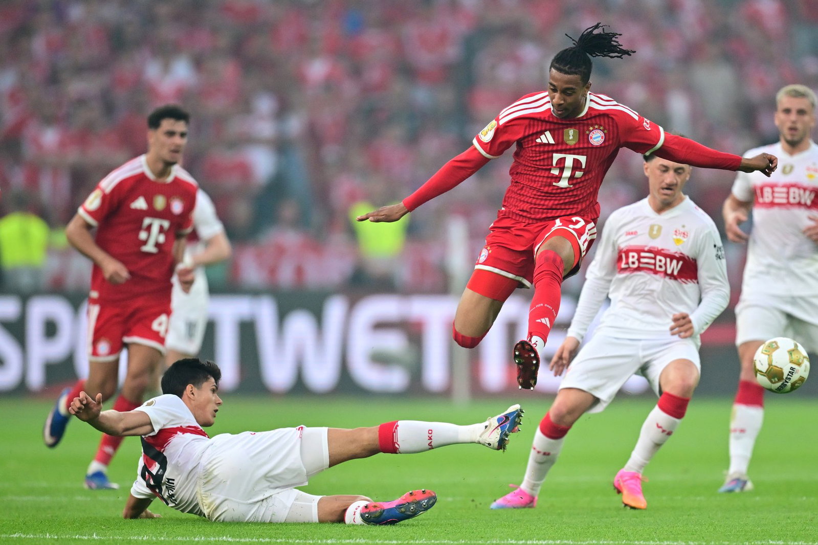 Chema Andrés und der VfB machten es den Bayern schwer.