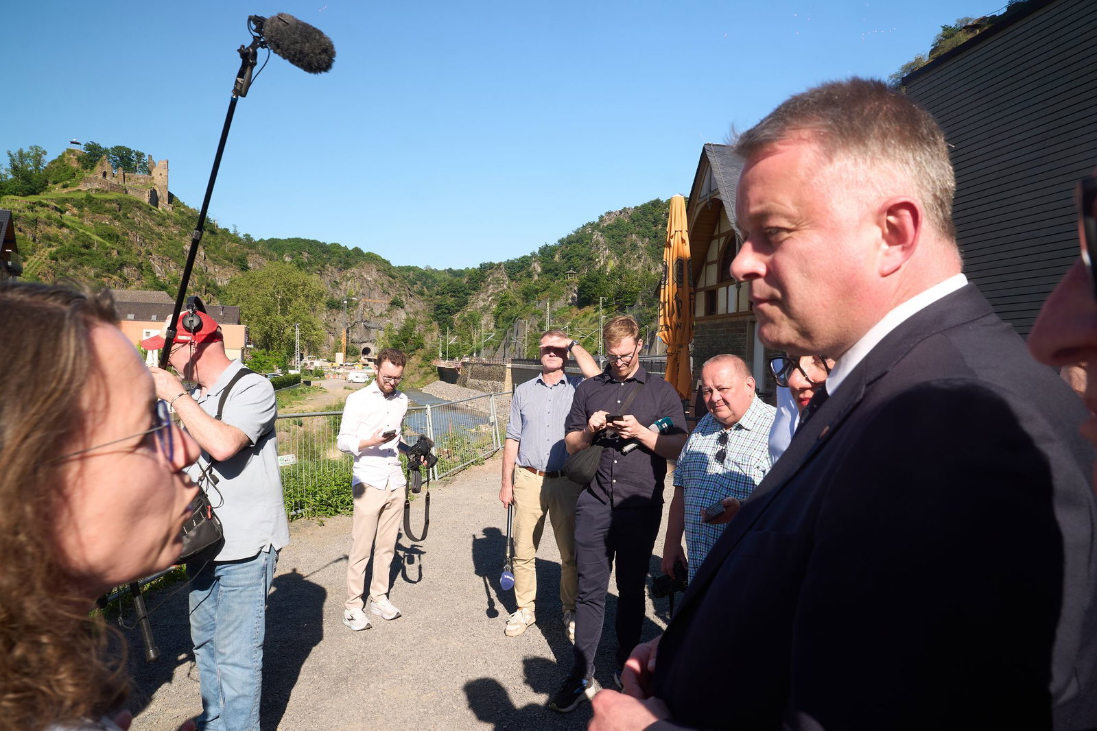 Schnieders Besuch gleich zu Beginn seiner Amtszeit sei ein «wichtiges Signal der Verbundenheit und Verantwortung», sagt Weigand. 