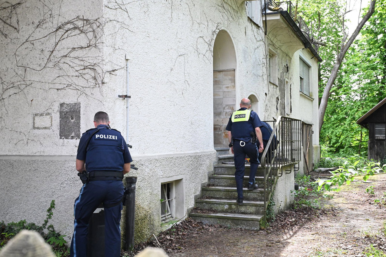 In diesem leerstehenden Gebäude wurde die Leiche des Jugendlichen entdeckt.
