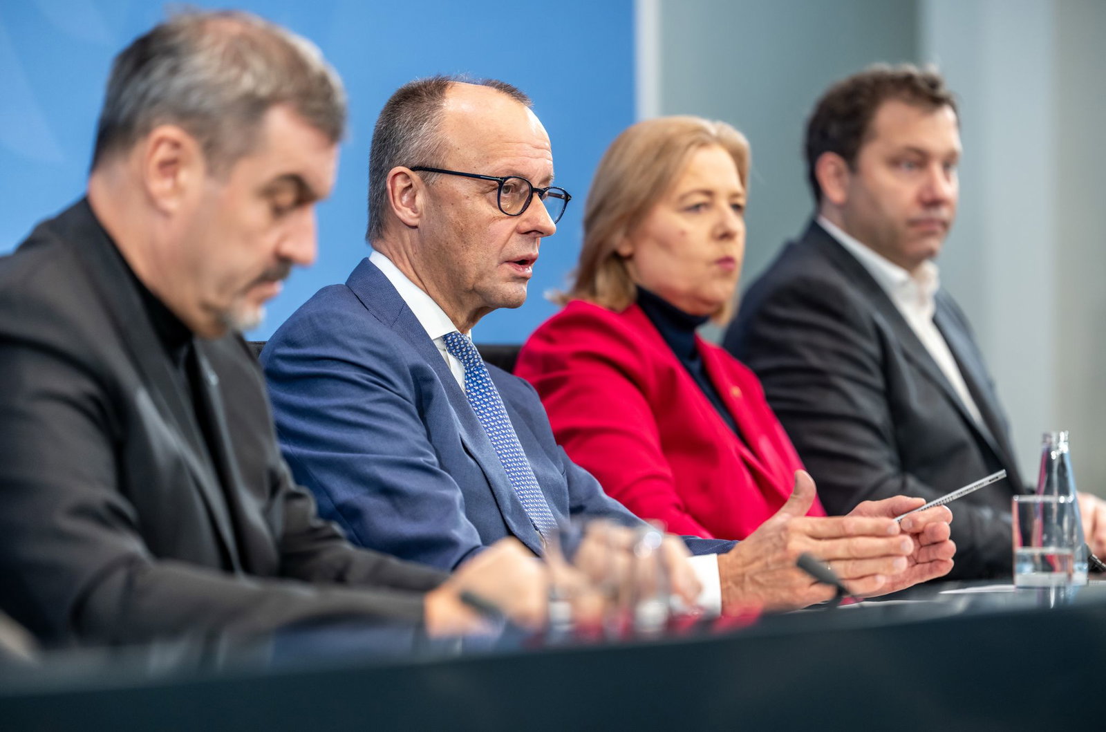 Die Koalition macht einen Schritt zurück bei den Entlastungen und einen nach vorne bei den Reformen. (Archivbild)