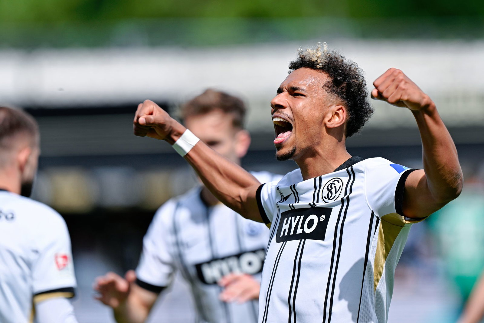 Spielt Bambase Conte auch in der Saison für die SV Elversberg?