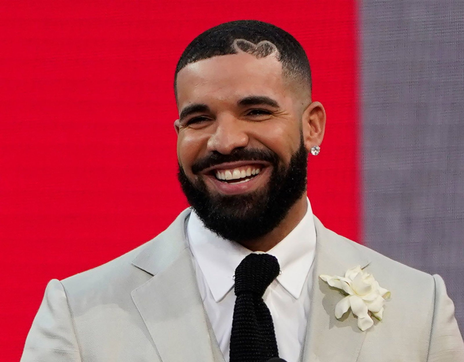 Drake überraschte seine Fans diesen Monat mit gleich drei neuen Alben. (Archivbild)