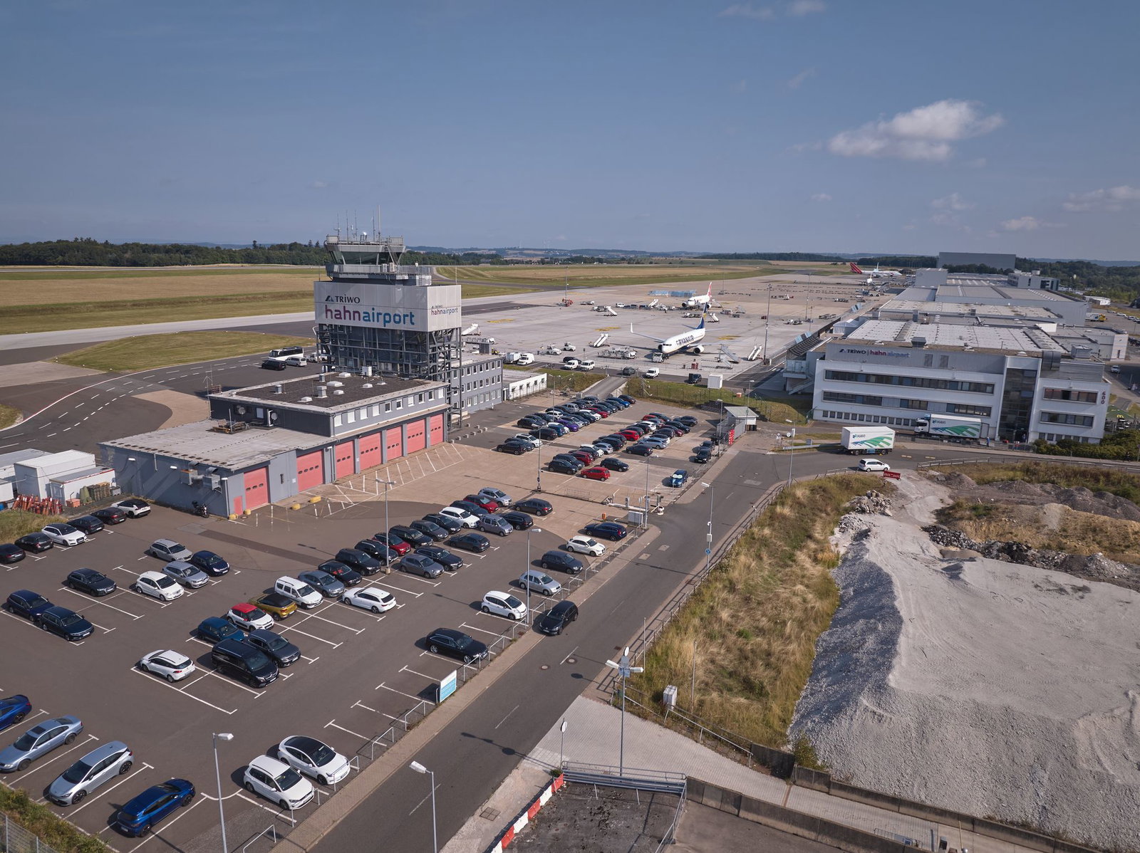 Im vergangenen Jahr verzeichnete der Flughafen Hahn nach eigenen Angaben ein Passagieraufkommen von knapp 2,2 Millionen Menschen. (Archivbild)