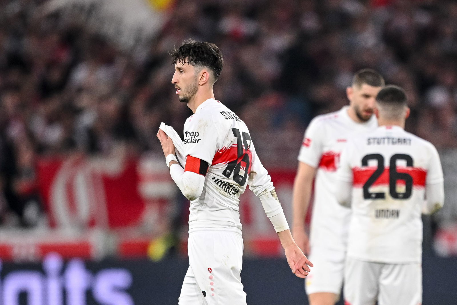 Atakan Karazor ist nach seiner Roten Karte für zwei Spiele gesperrt. (Archivbild)