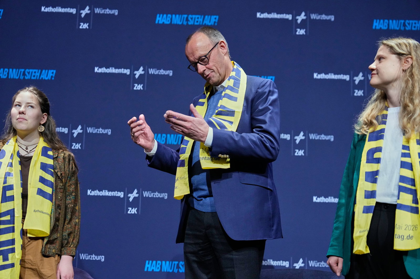 Der Bundeskanzler stellte sich kritischen Fragen von jungen Leuten.