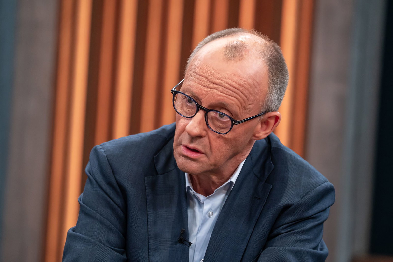 Kanzler Merz warnt, der Iran dürfe nicht in den Besitz von Atomwaffen gelangen.