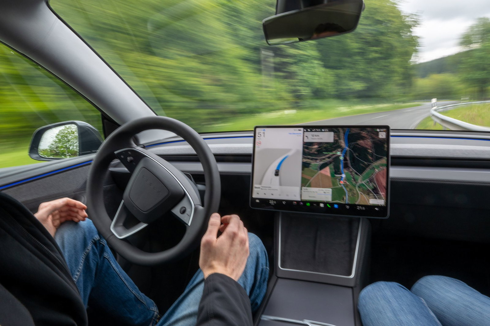 Es ist in Europa das erste Shuttle-Projekt, bei dem Teslas mit der Software «Full Self-Driving (Überwacht)» fahren (Archivbild)
