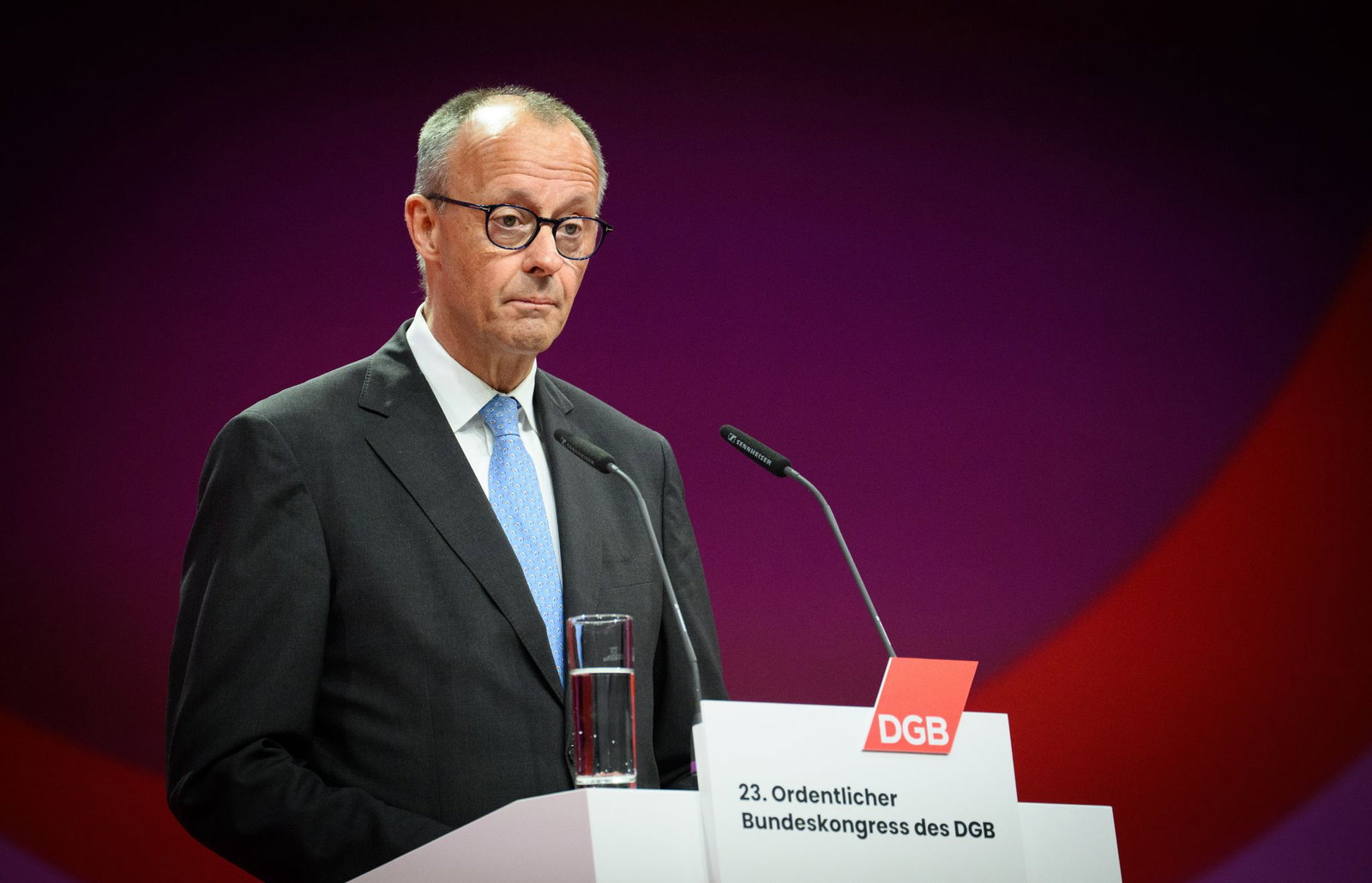 Merz drang beim DGB-Kongress mit seinen Reformappellen nicht durch.