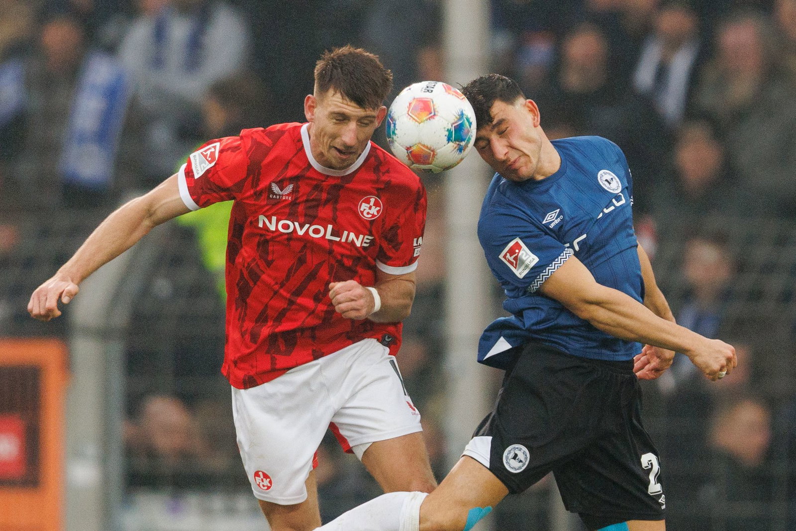 Daniel Hanslik (l) soll die Angriffsflexibilität beim VfL Bochum erweitern. (Archivbild)