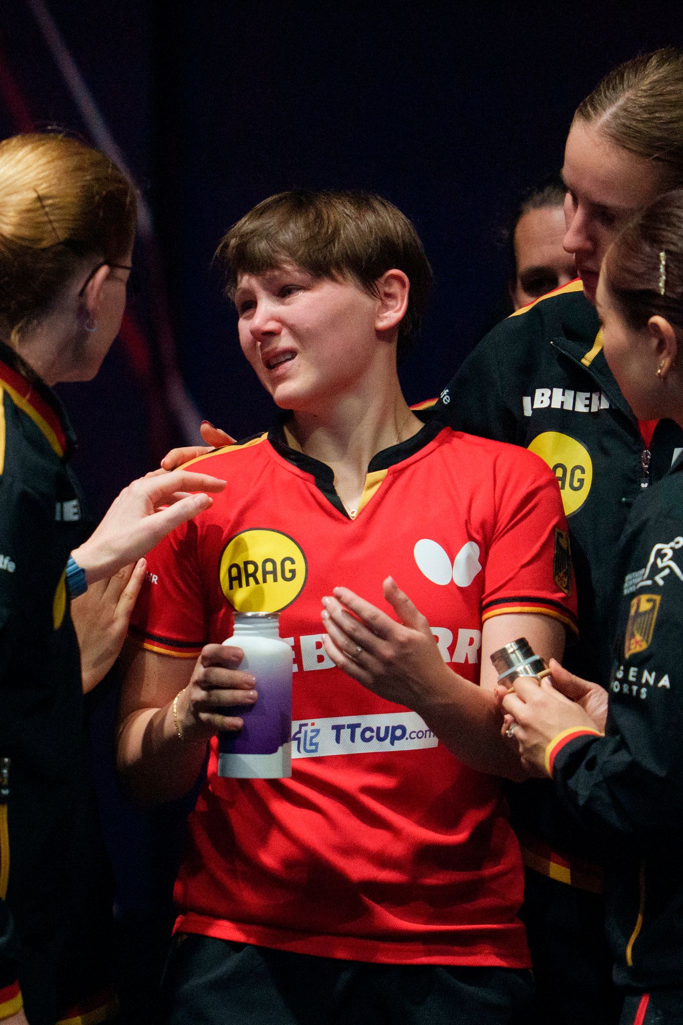 Große Enttäuschung: Nina Mittelham und ihr Team nach der Halbfinal-Niederlage bei der Tischtennis-WM.