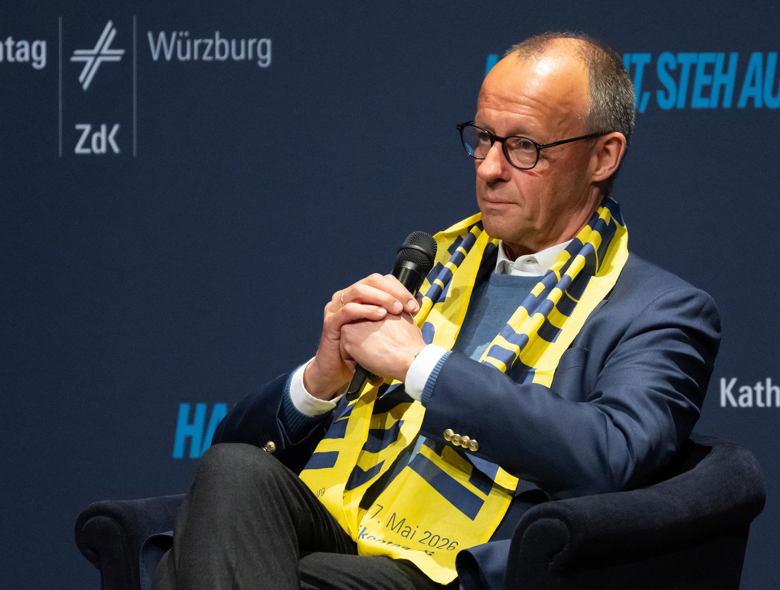 Merz zeigt sich auf dem Katholikentag selbstkritisch.