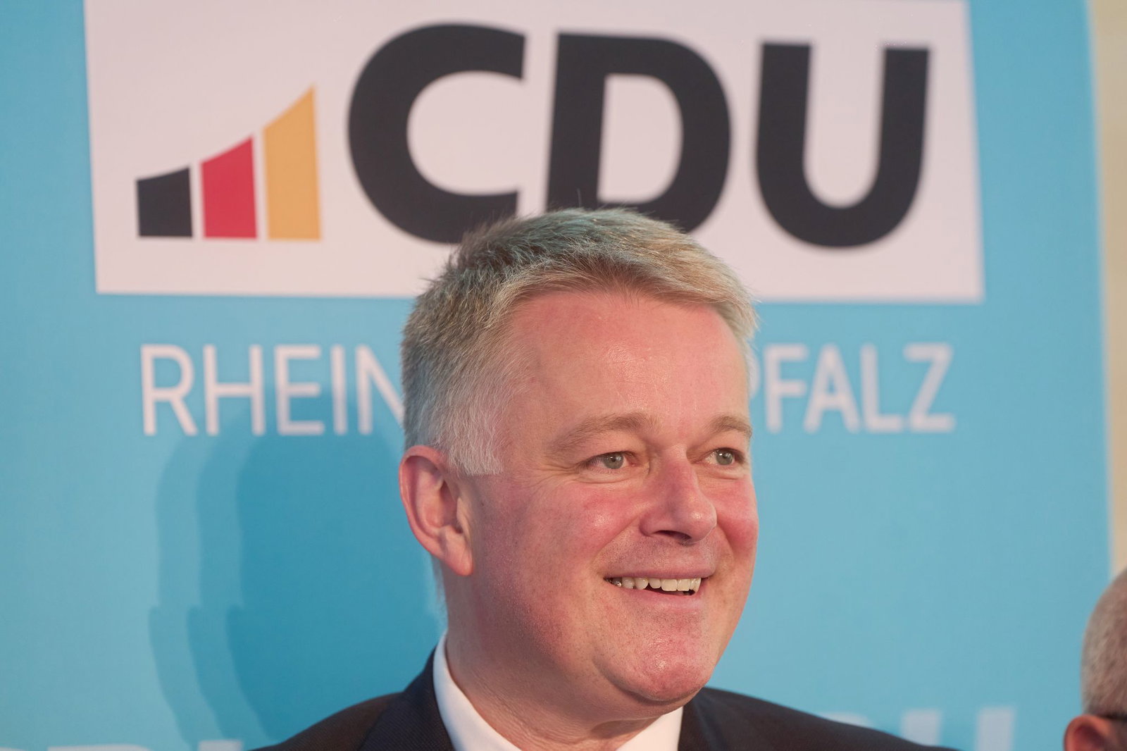 Der designierte Ministerpräsident Gordon Schnieder (CDU) stellt seine Regierungsmannschaft vor. (Archivbild)